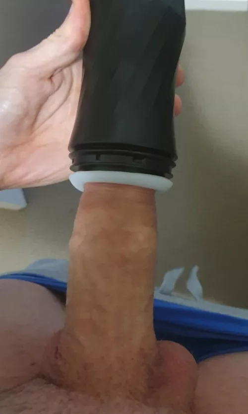 [M] Don't fit toys, can someone help?