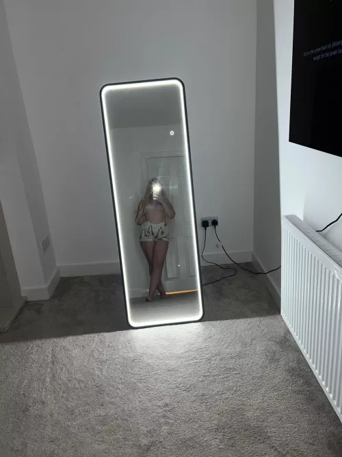 Morning, Manchester based slut 