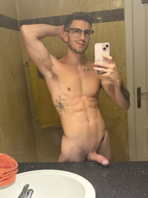 My cock is hungry. Can you feed it what it wants?