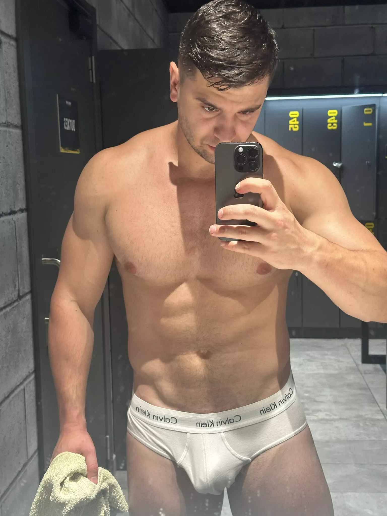 My tiny gym bulge 