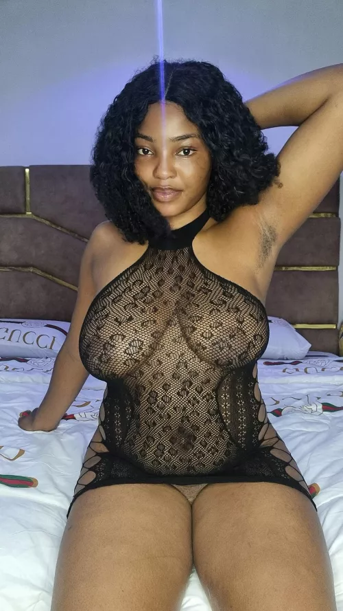 (Selling) I'm available for all your fetish wants and kinky needs. I offer a variety of online adult services Including: sexting, GFE, BDSM, CBT, SPH, JOI, Dick rating, custom requests, video & voice call. No limit. 