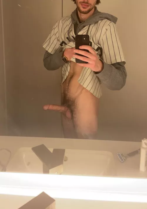 Straight 26 M with a bwc looking to find a couple and cuck