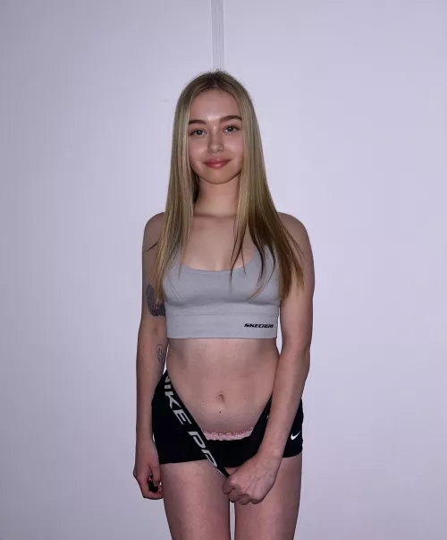 this sports top is a great support for my boobs