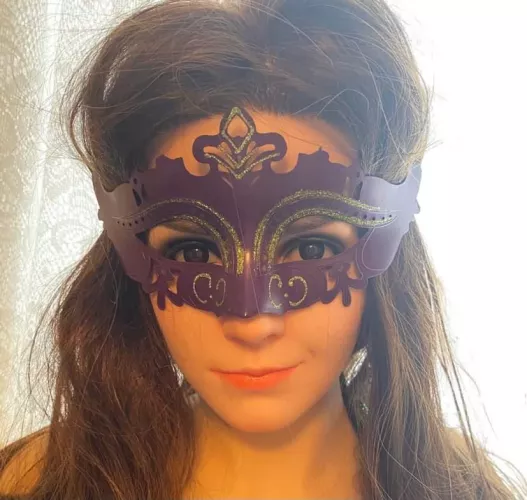 Those piercing eyes of Emma..