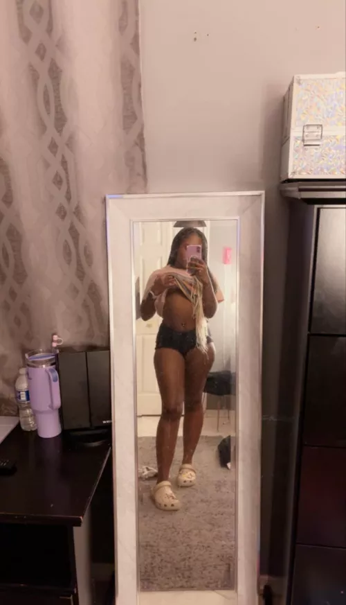 • [unlimited] content, sext, videocall, audio, kinks, customs in a GFE package ♡ i verify 🌸 (weekly/monthly)