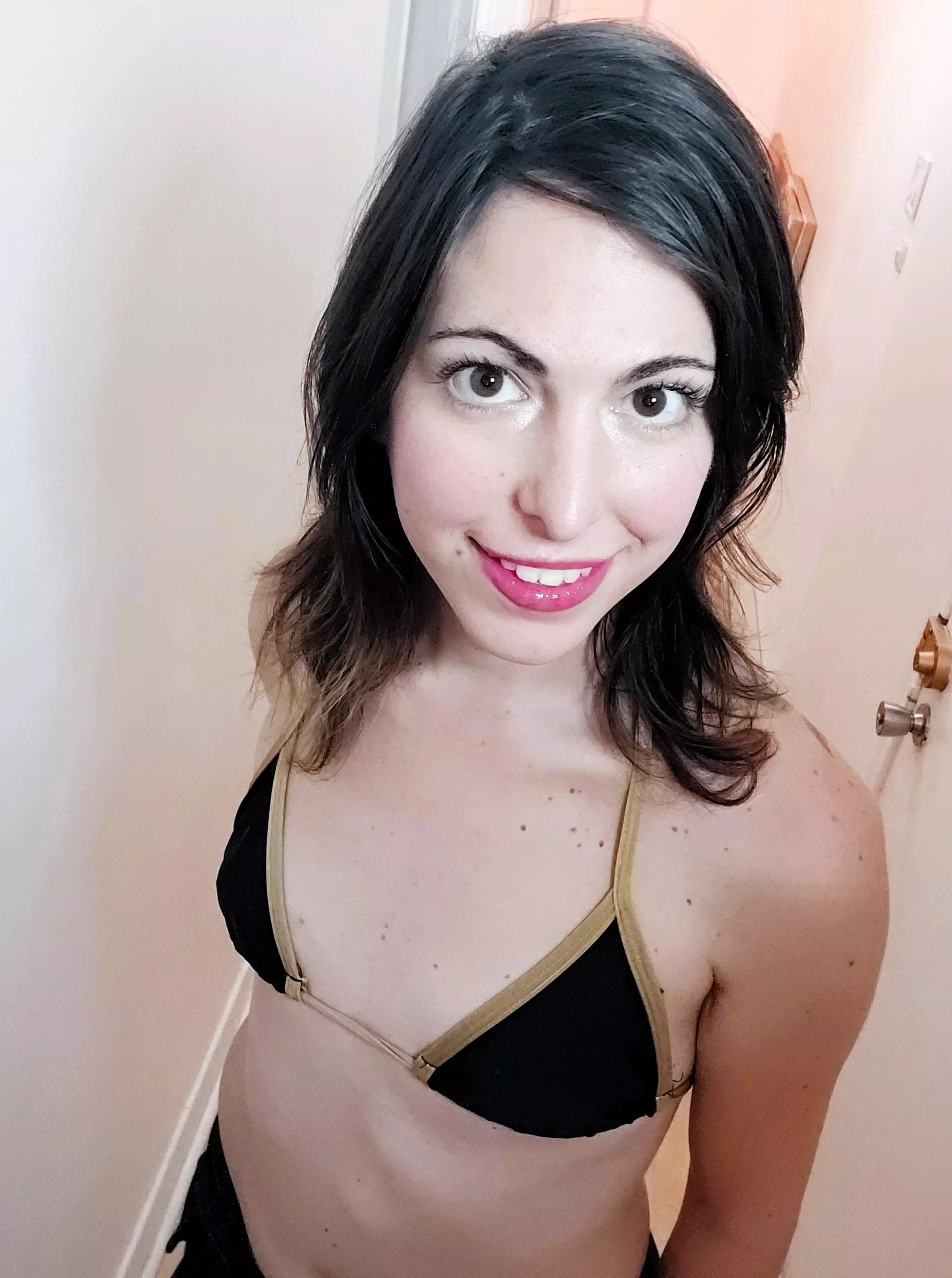 Would you be happy if I would open my door to you wearing that bikini top? ;)