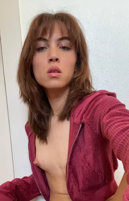 Would you like Mommy to suck your meat 🤤