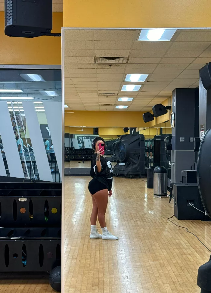 Would you like to join me for a workout here?