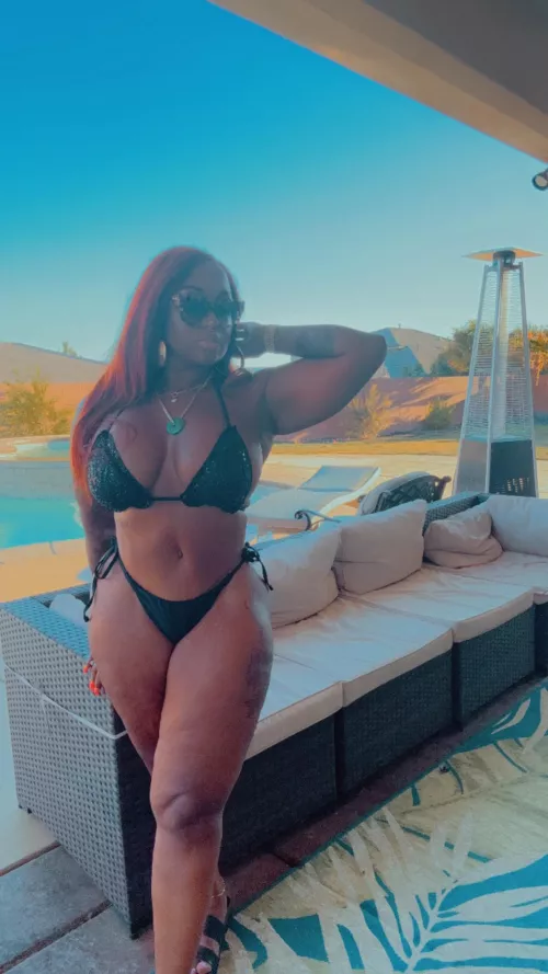 Ya-Ya, yes a fine ass grandma 