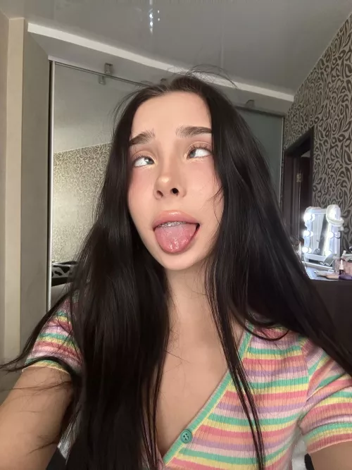 Ahegao girl unleashed