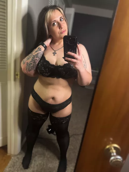 All black everything 