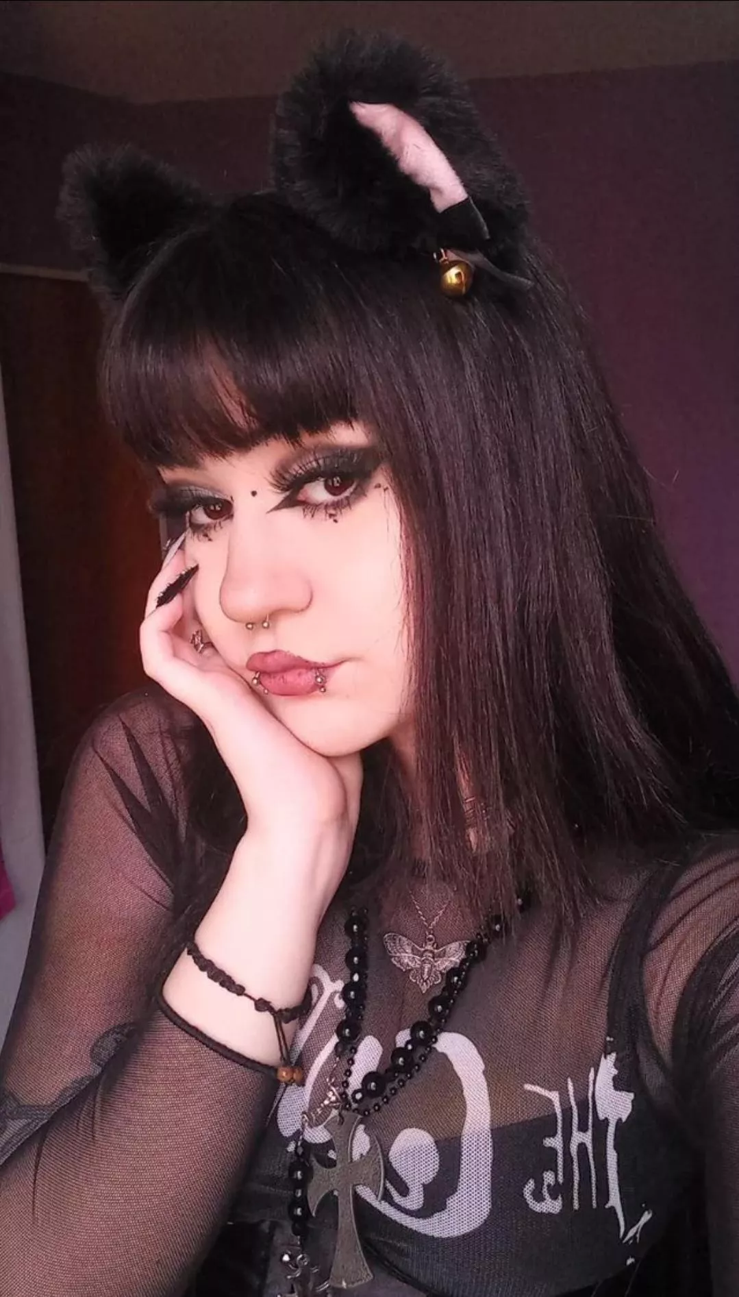 [B4D] Its spooky season and you need a spooky girl 