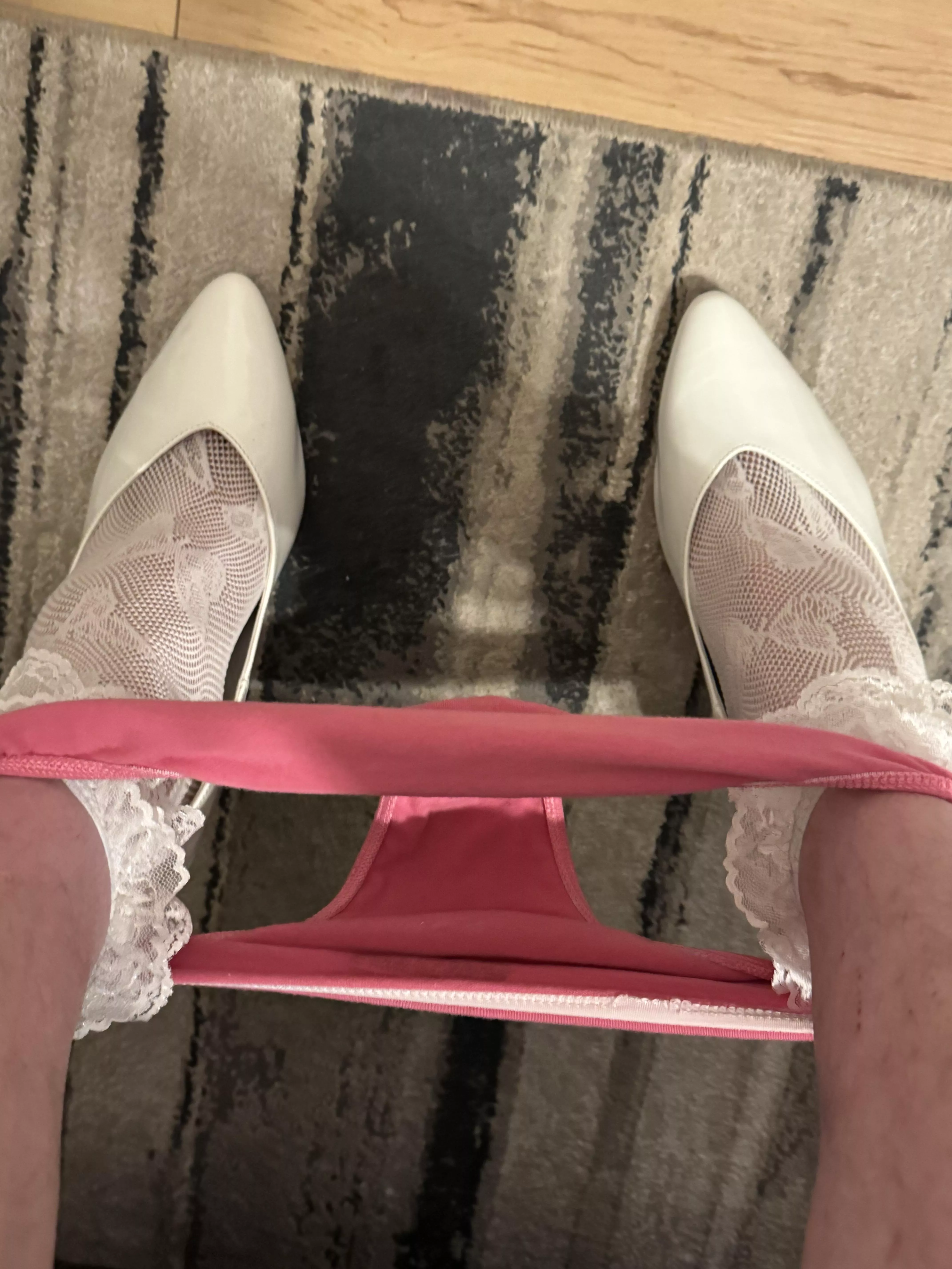 Bambis uniform heelz 