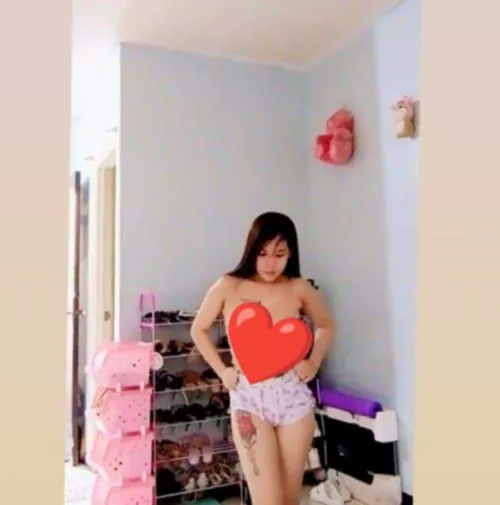 Chenchen here 23yrs old petite available anytime around pasay makati 