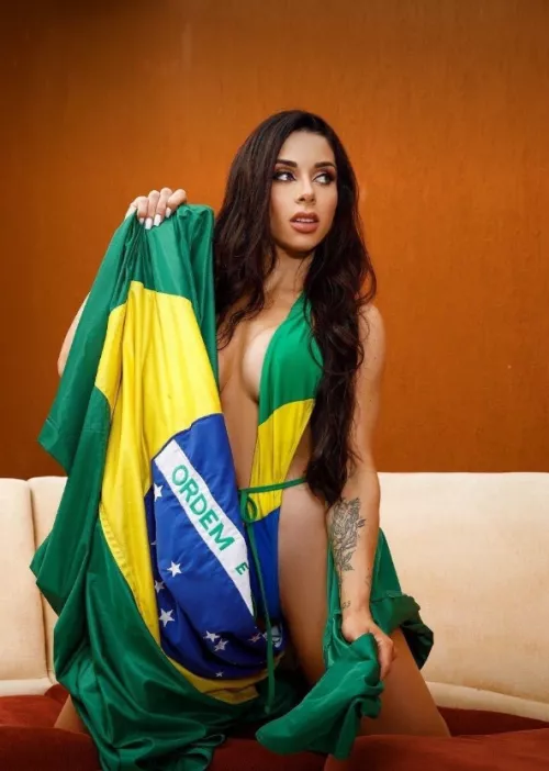 Do you like my outfit babe? 