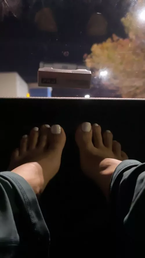 Feet IG Story 12/12/23