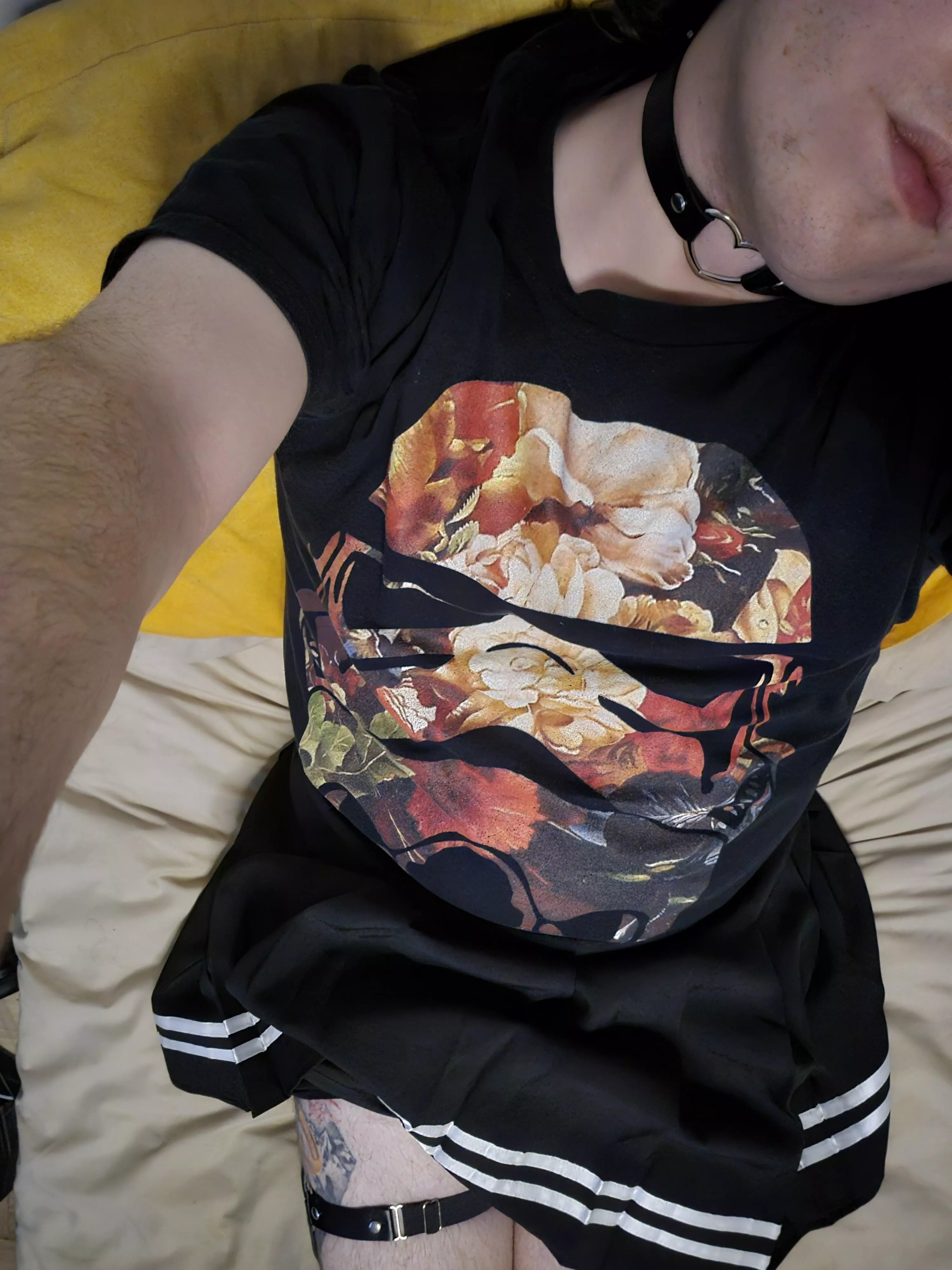 Fill my DMs with what you'd do to me