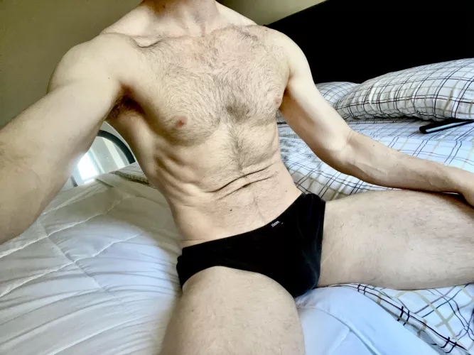 Get down on your knees and beg to bury your face between my legs. Wallets out boys. 