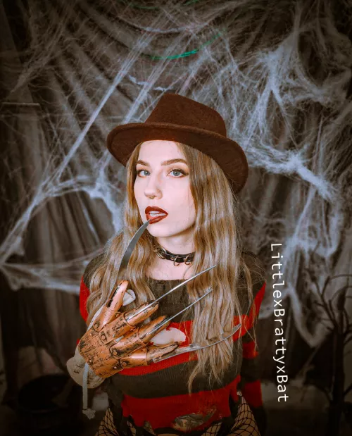 Happy Halloween 🎃 32F