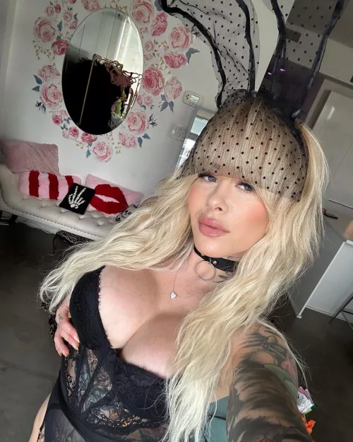 Have you ever fantasized having a bimbo bitch for trick or treat?