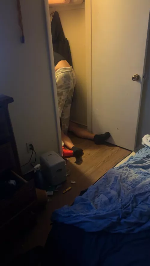 I helped a couple live out a dream last night. They wanted the cuck to be tied up in the basement as I fucked and filled his sexy wife. Can’t lie one of the hottest things I’ve done in the lifestyle so far. Came inside her 6 times as her husband watc