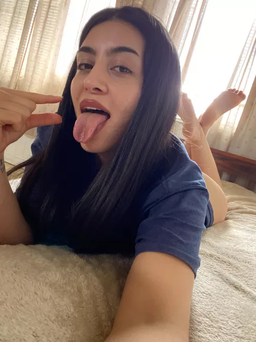 I know you have a pathetic, tiny penis, I haven't even seen it and I'm already laughing about it.