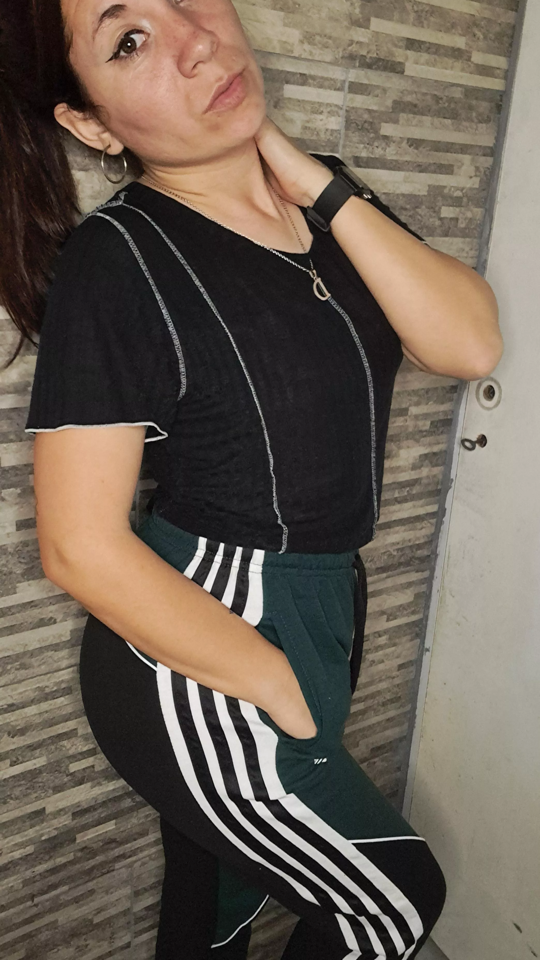 I love wearing it loose and a bit oversized. 