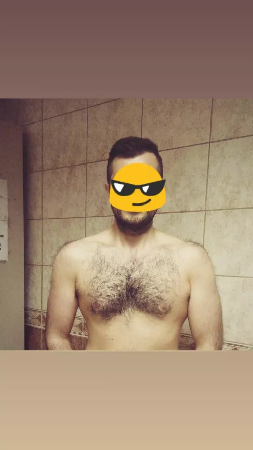 Is there a sissy who wants to marry? 