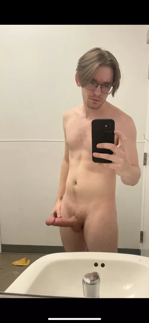 Let’s watch a scary movie while I rail you