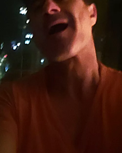 [M] mouth here downtown 