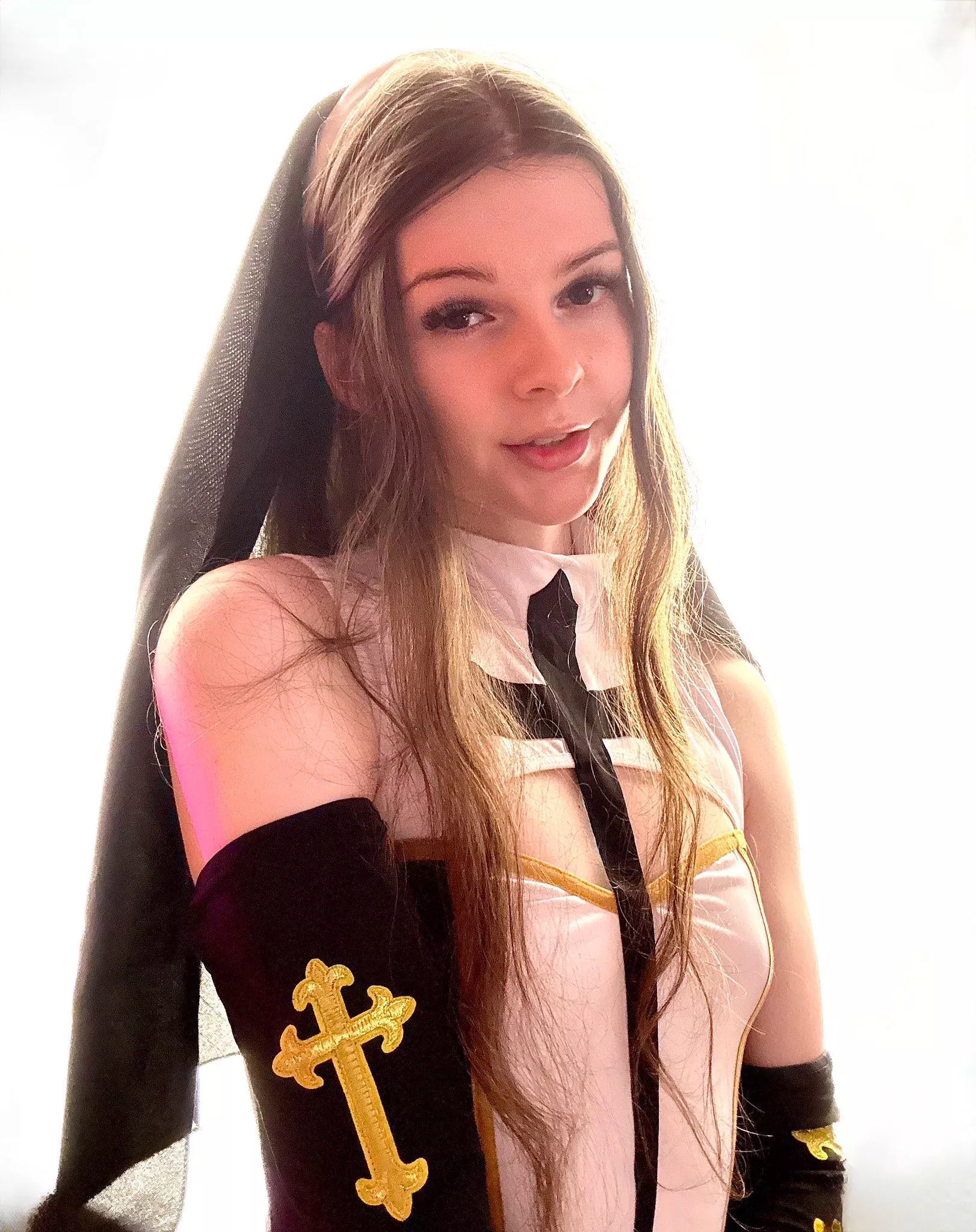 Men only want one thing and it’s to dress up as a nun on halloween 😇