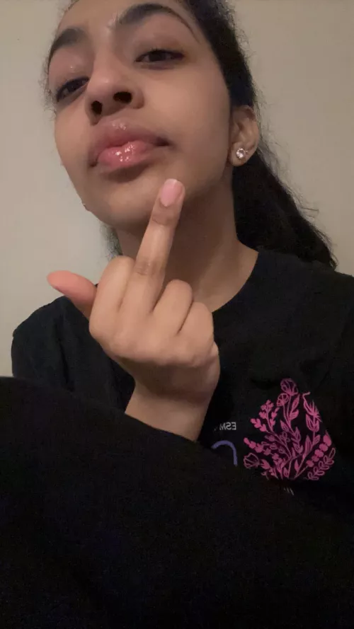 My little finger has you in shambles. Whatta little bitch boy😈