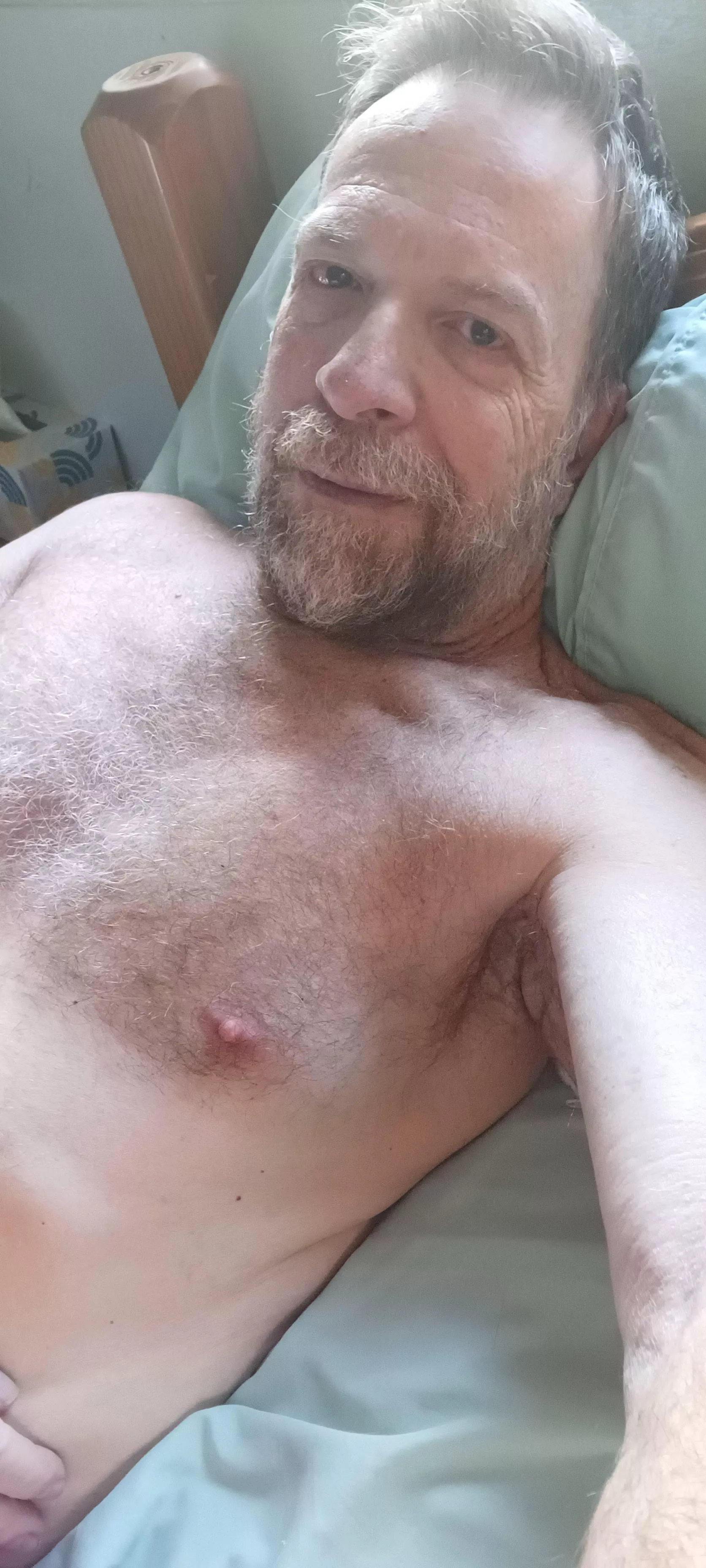 My Pits smell extremely manly today, but so does the rest of today's Hairyartist menu. I offer you your choice my friend. 