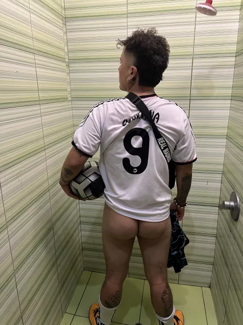 My player’s ass is rounder than ever haha would you like to touch it slut? Haha