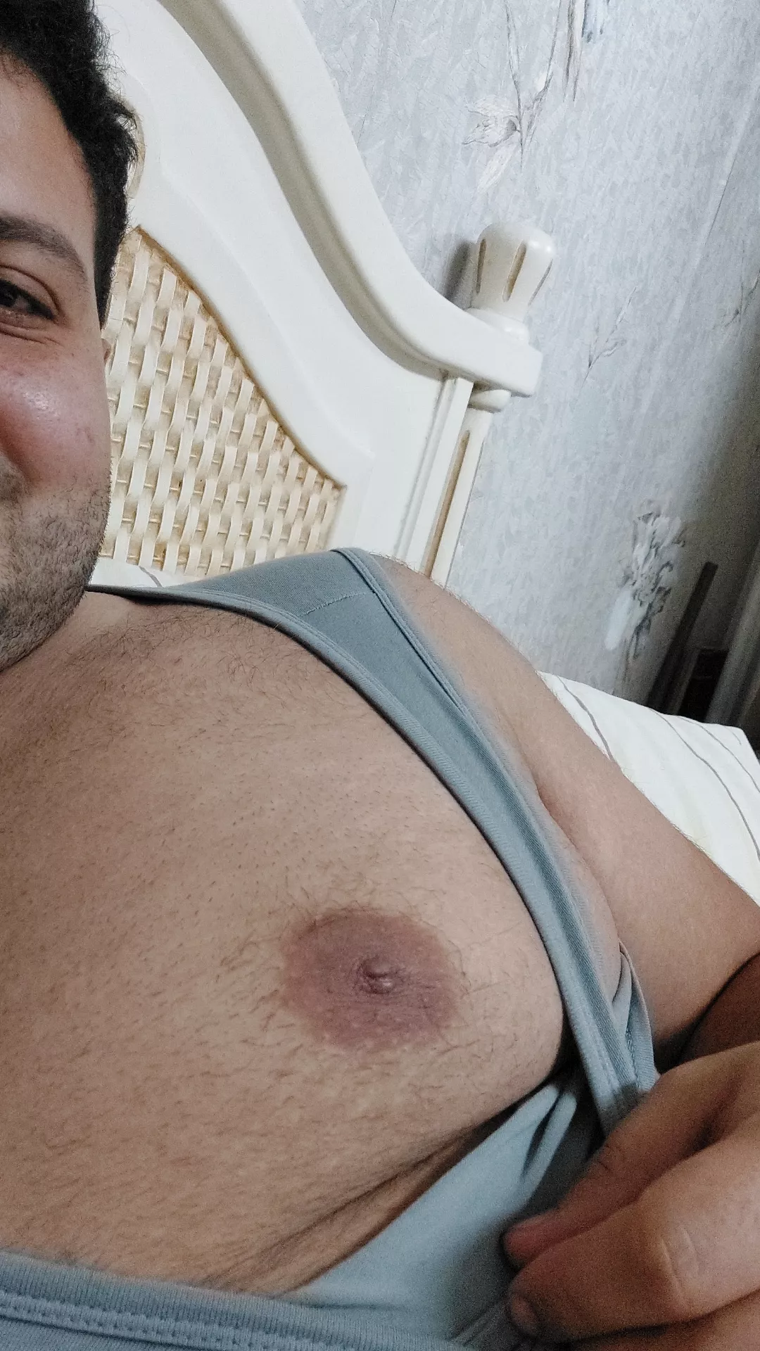 Need a boyfriend to drink my milk