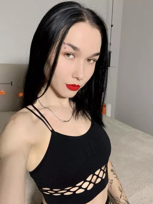 Pick a number from 1-10 and get a surprise in ur inbox
