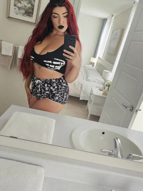 ready for some playful flirting and spooky convos [27F]