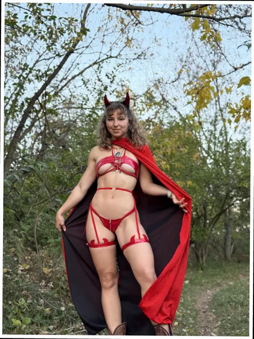 Ruin my pretty face with your cum