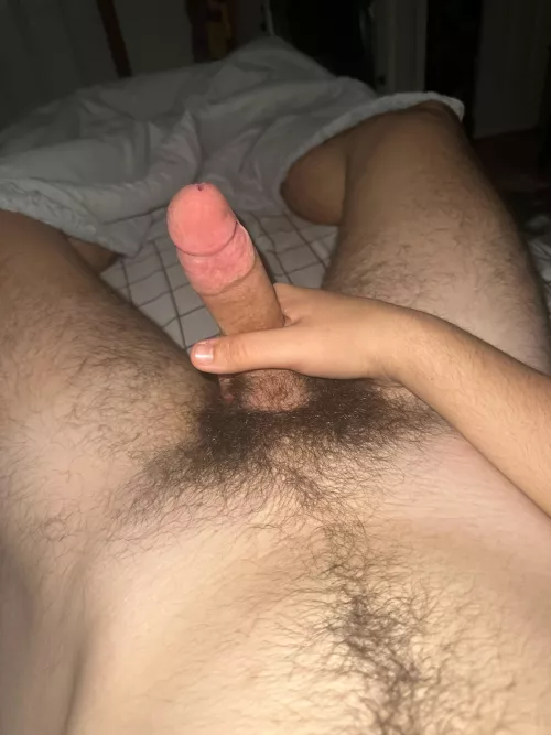 smell this ripe 19 year old bush dm me bros