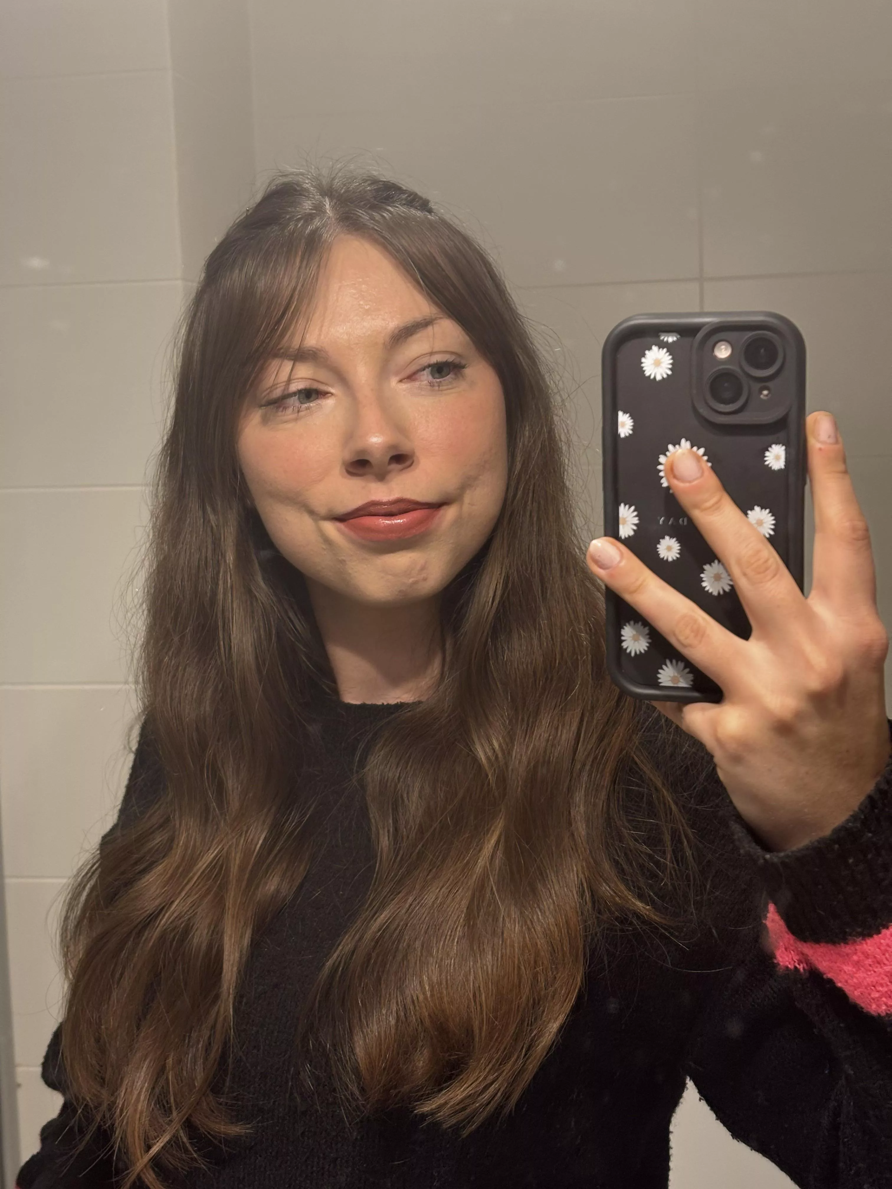 Spoiling me should be your favourite free time activity loser 🥰