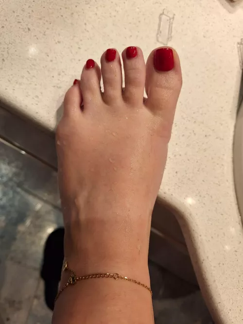 The anklets say's 😉😈