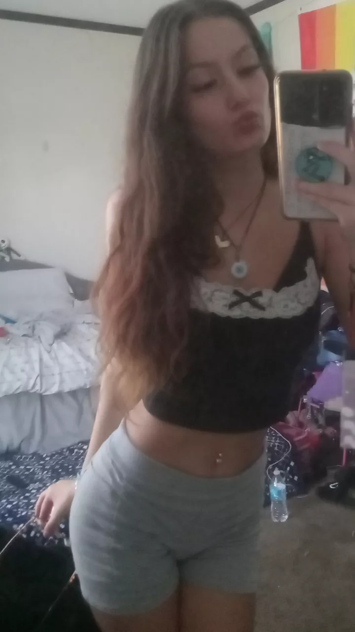 Trying to be spoiled for Halloween 🫶🏻😋 telegram prettyprincess444