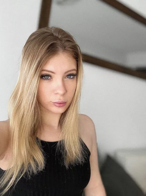 Up for a staring challenge?