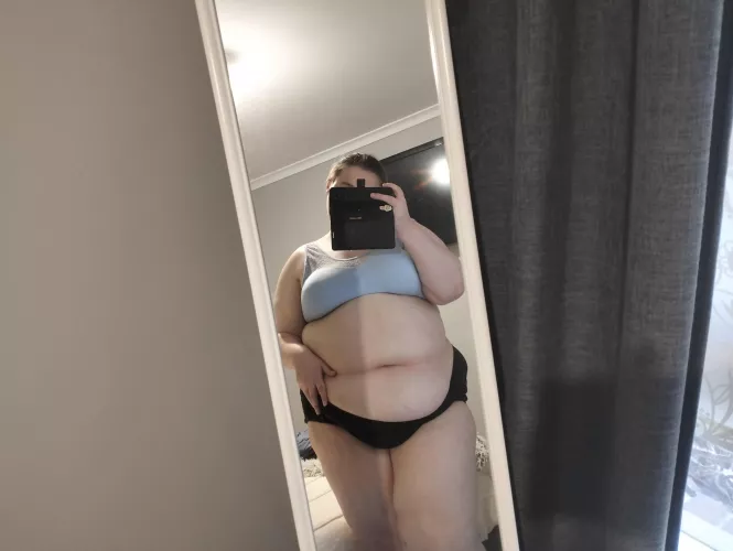 Very MILF-y look right now tbh