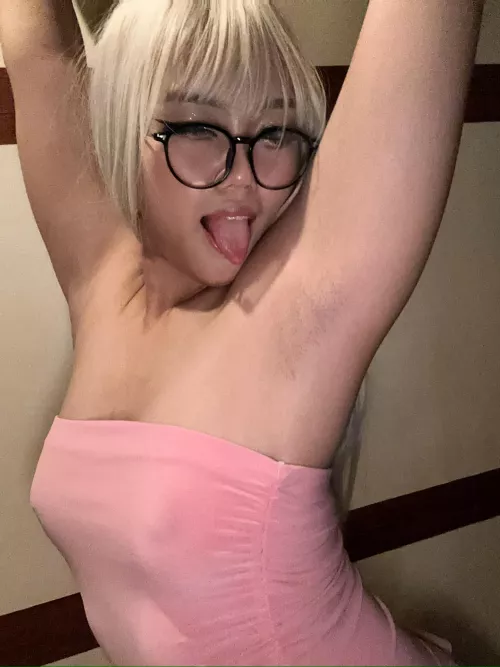 We all know shy girls are fun girls