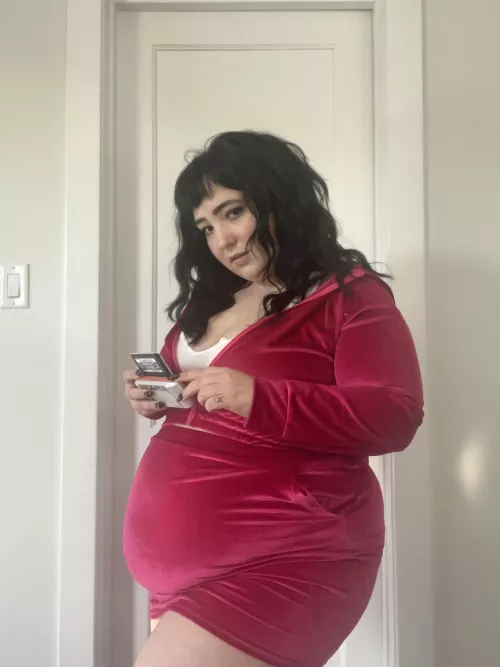 Went as a Mean Girl who got FAT for Halloween 🎀