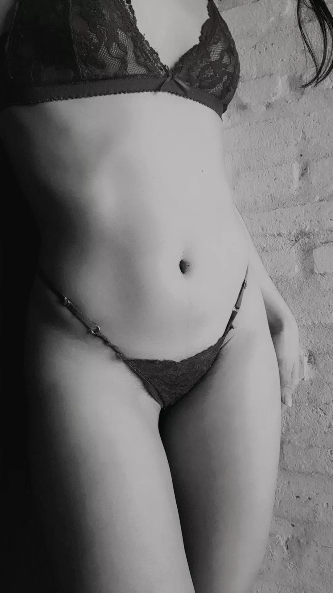 What do you think of my belly button? What fetish do you have with it? (;