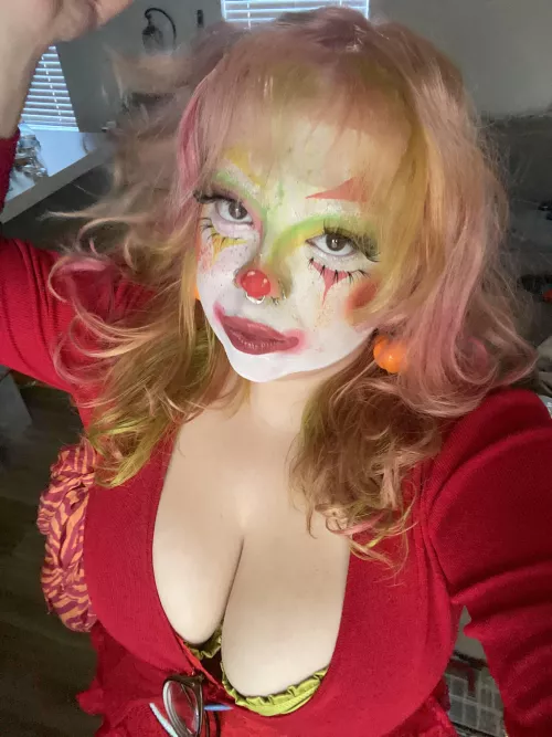 You can cum inside my clown car 🚗 