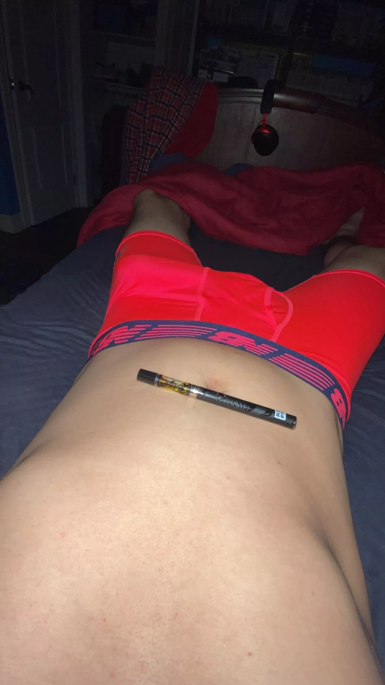 19 Straight getting hella faded tn looking for another chill straight bro to chill w hmu snap is williamss.zz