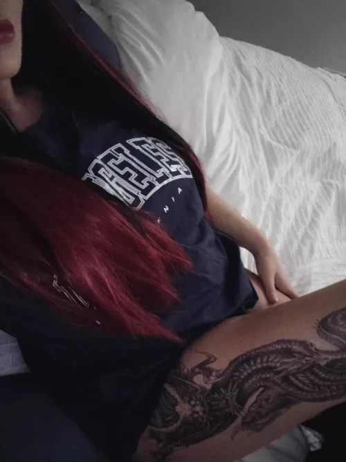 27F I’m alone and bored. anyone else up for a fun naughty chat???